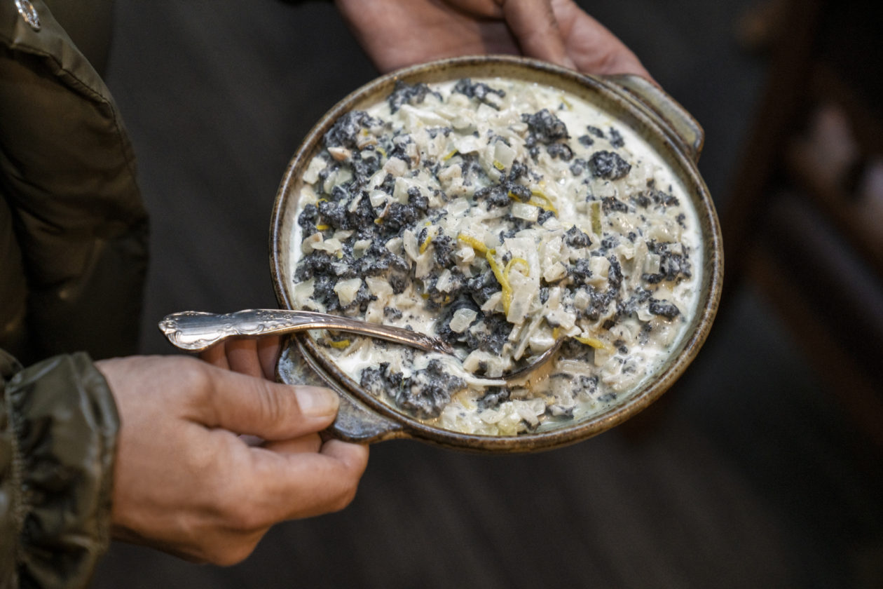 Creamed Pāua and Rewena Bread Cover Image